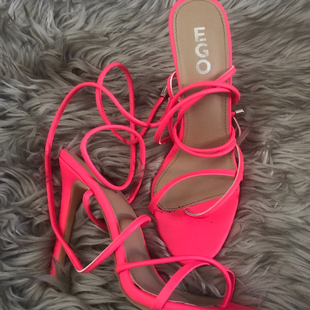 Hot Pink lace up heels! - Picture 7 of 7
